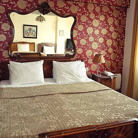 Hotel Pera