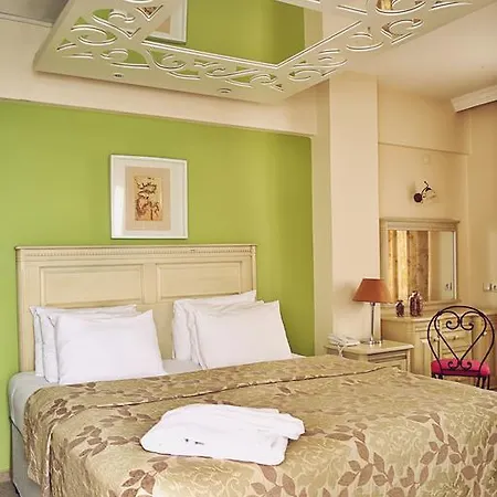 Pera Hotel
