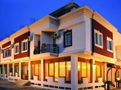 Pera 酒店 乌尔拉